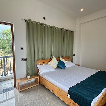 La Atharva Residency By Sunchasers Bir  Ngoại thất bức ảnh