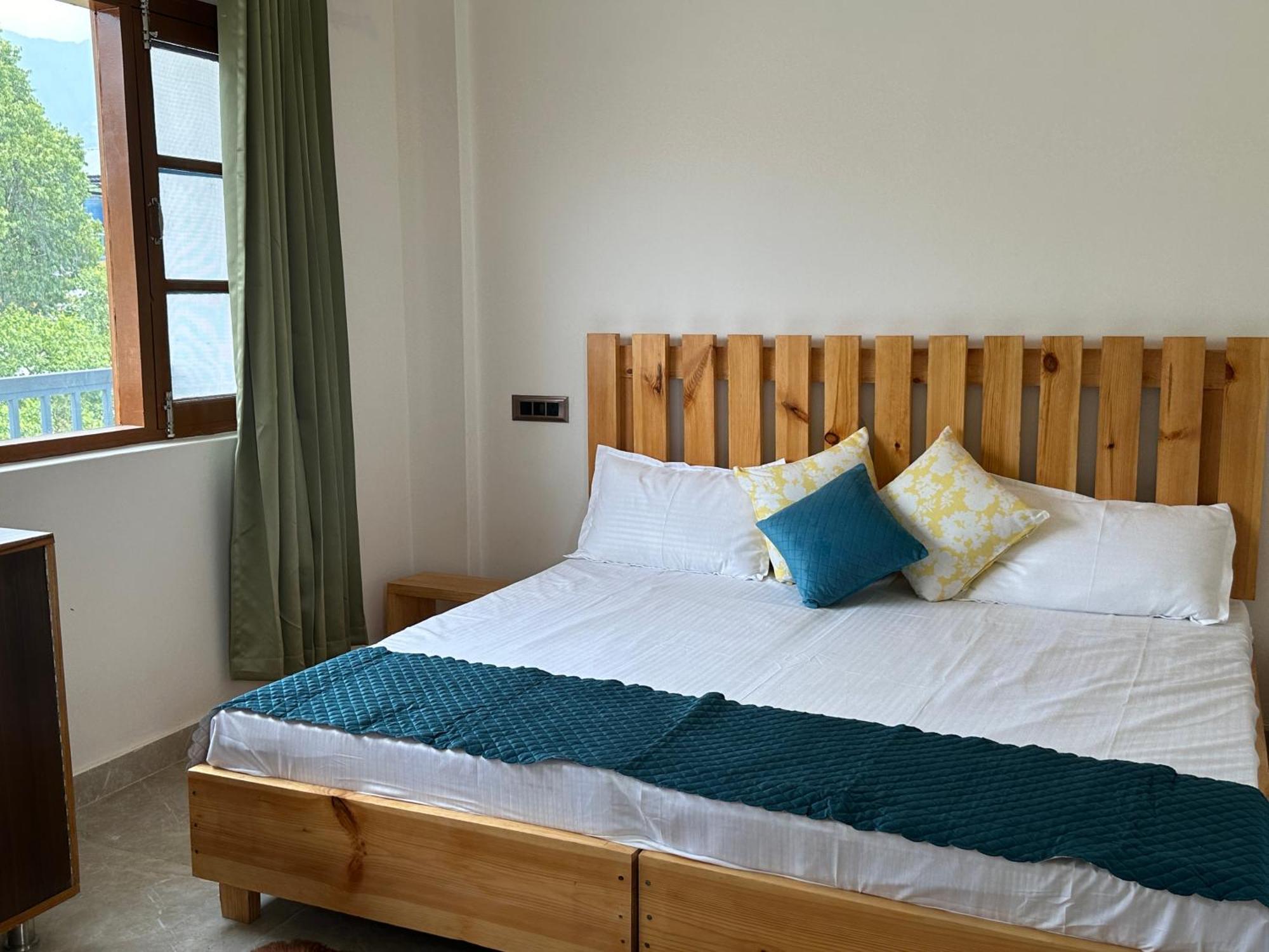 La Atharva Residency By Sunchasers Bir  Ngoại thất bức ảnh